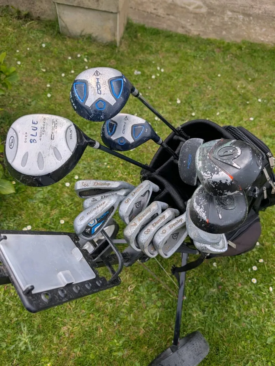 Beginner Golf clubs set up first come first served - Image 4