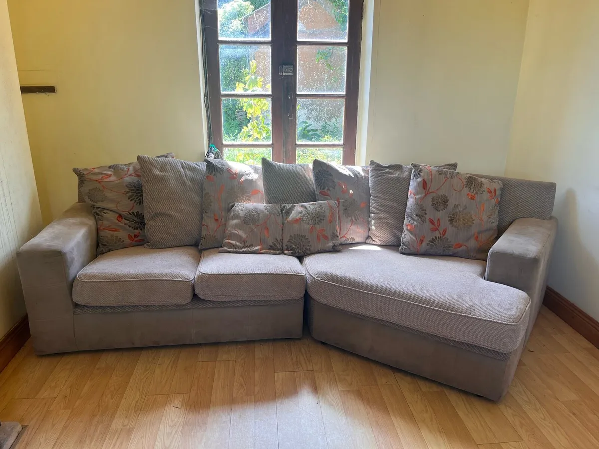 Sofa - Image 2
