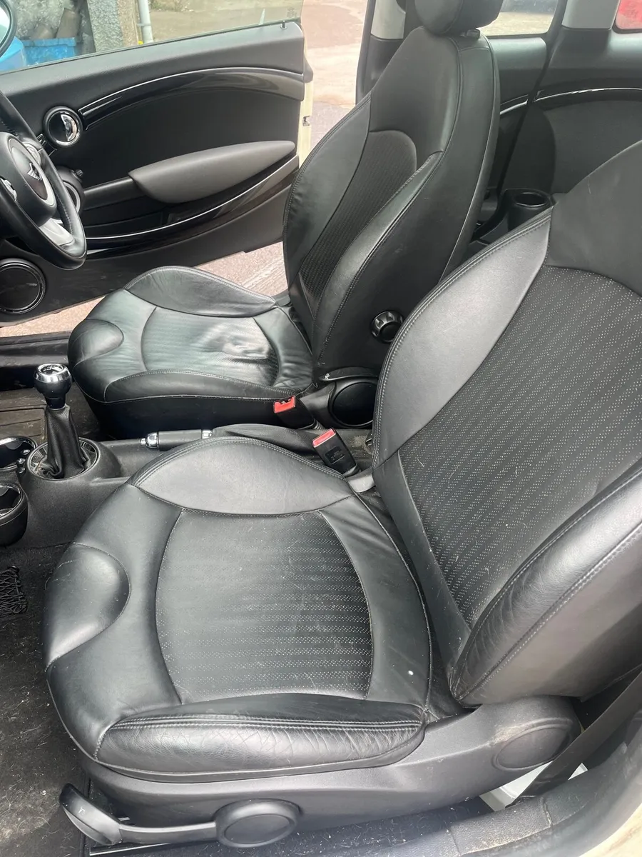 MINI R55/R56 leather seats, price drop - Image 3