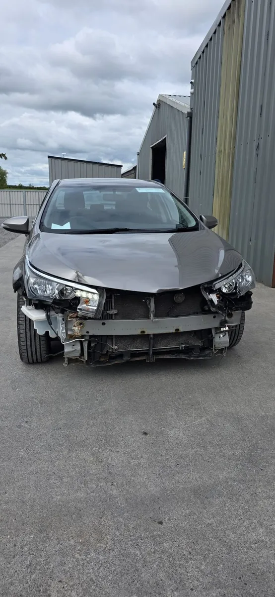 162 TOYOTA COROLLA DIESEL - Image 2
