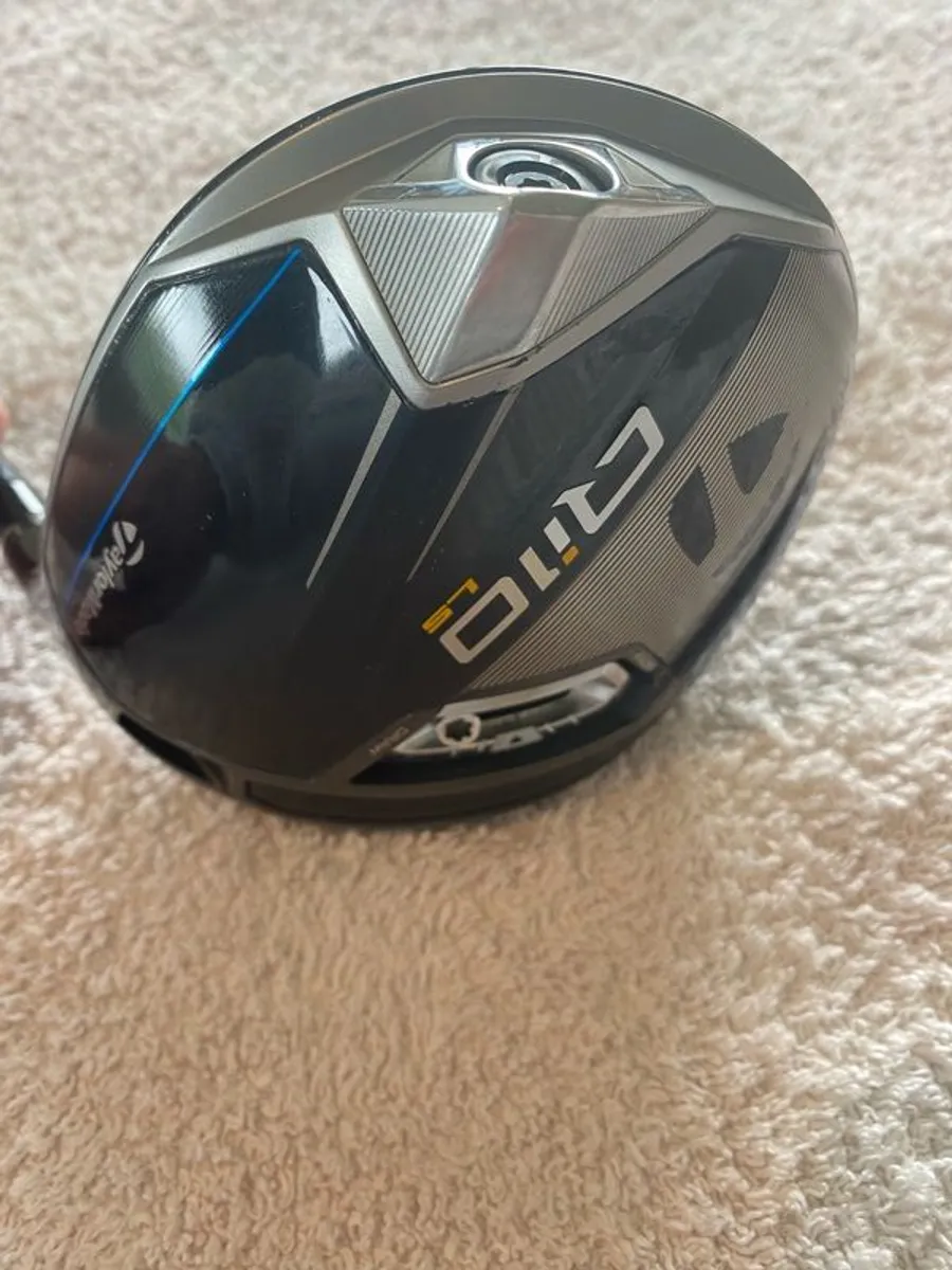 Taylormade QI 10 Driver - Image 1