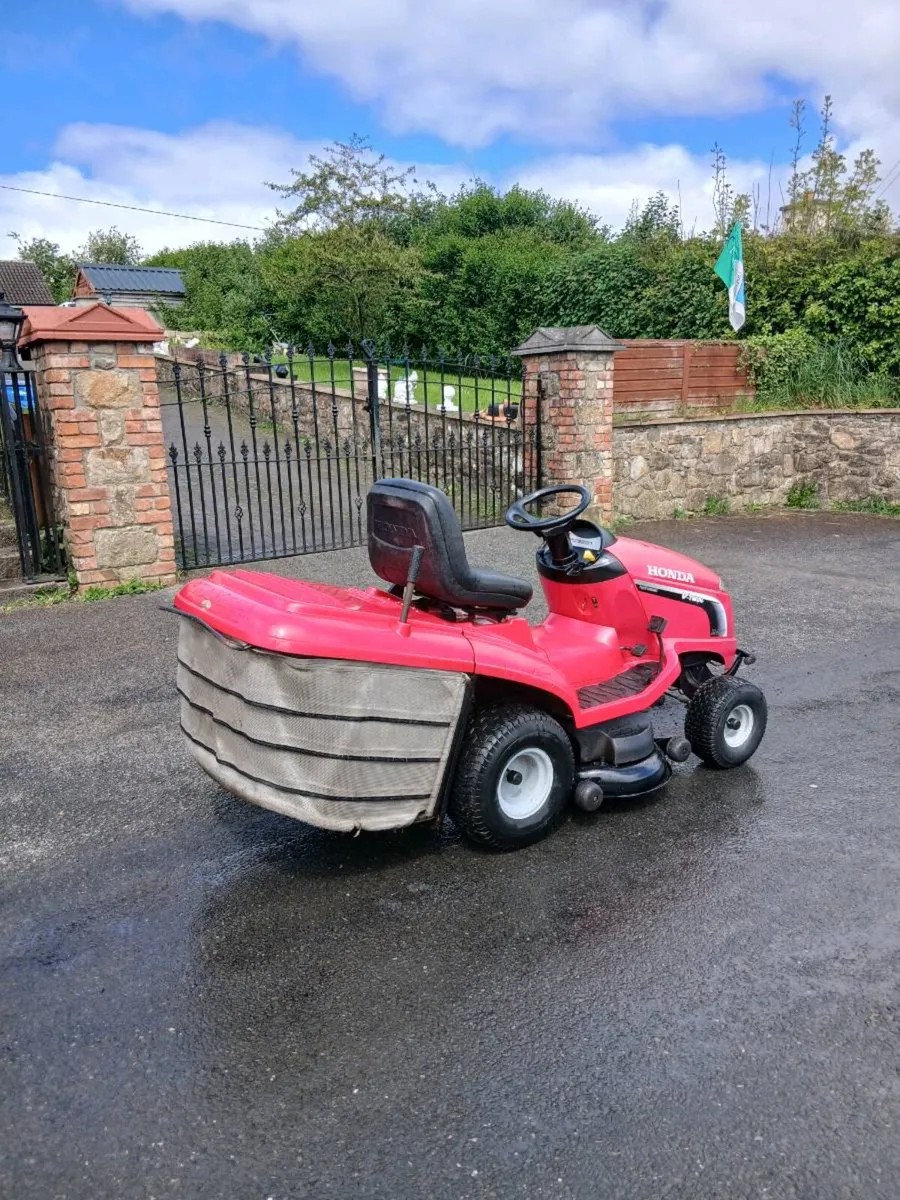 Lawnmower - Image 3