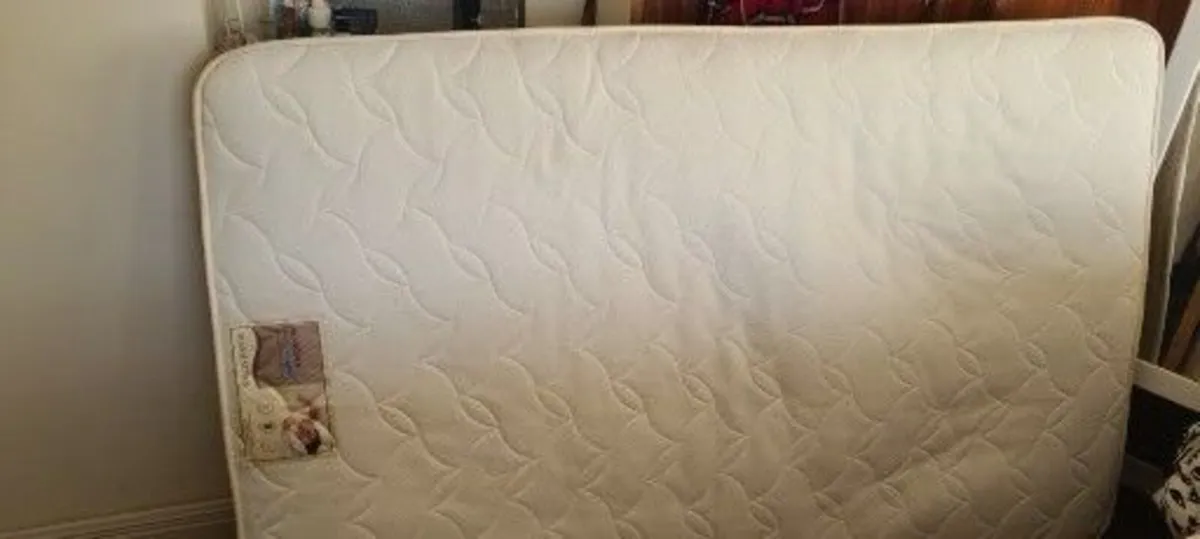 4ft double bed and mattress - Image 3