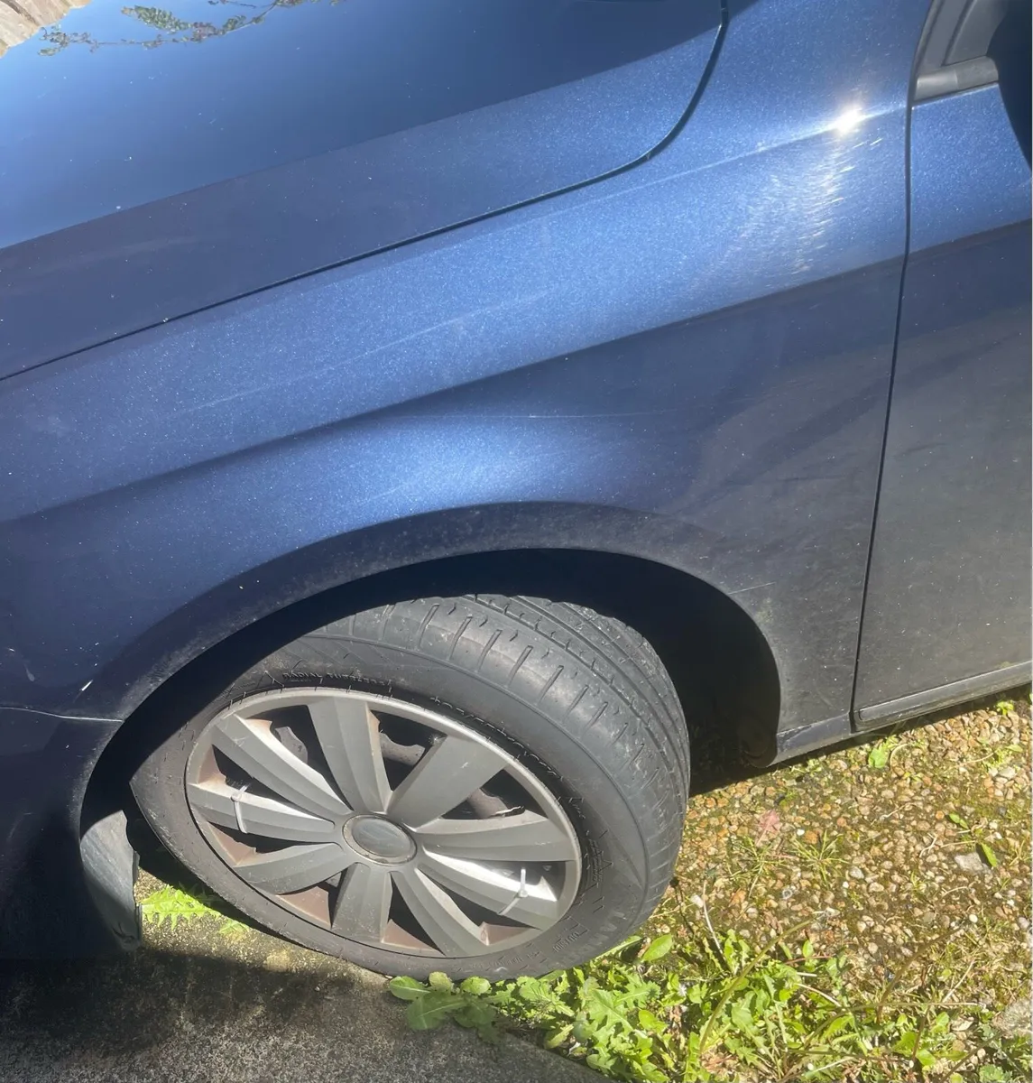Volkswagen Passat 1.6TDI 2012 for parts - Image 2