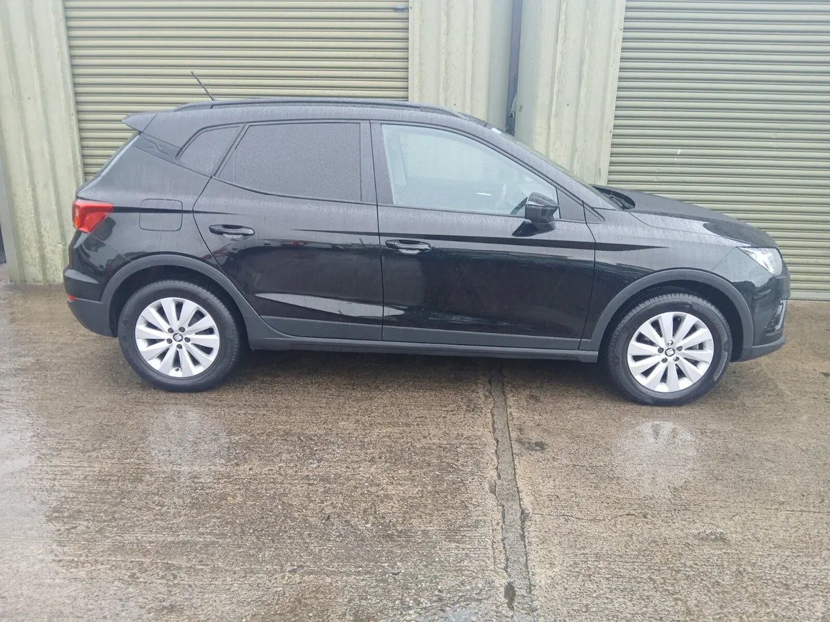 SEAT Arona  1.6 tdi 2020 car van - Image 3