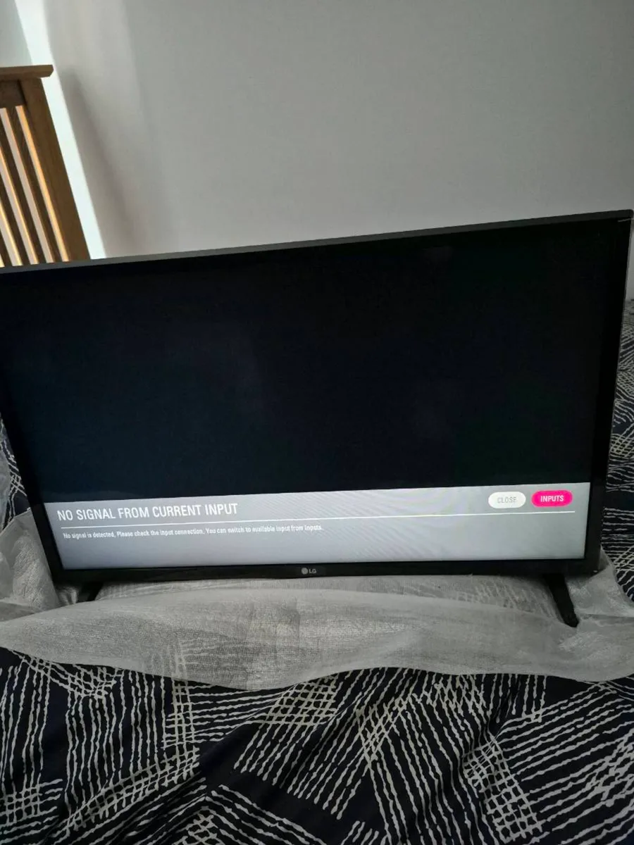 32 INCH LG TV - Image 1