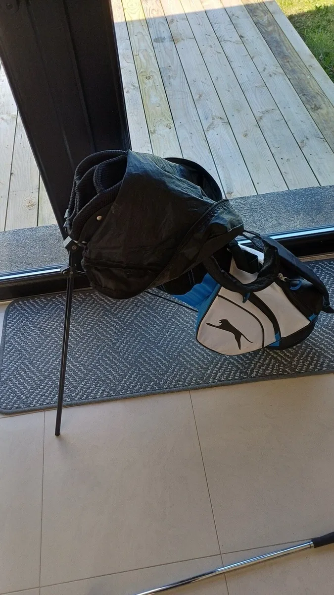 Kids Slazenger IKON Golf Set - Image 4