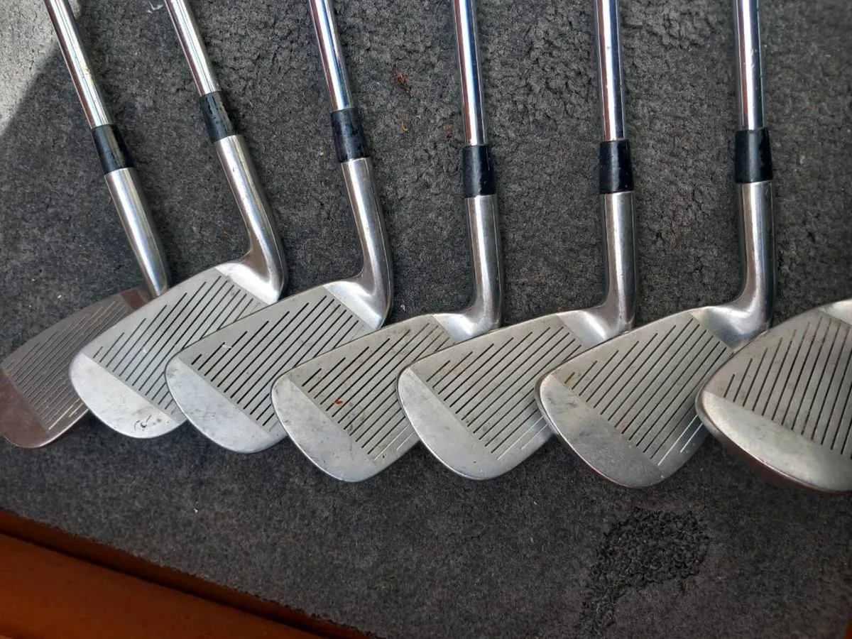 Dunlop golf irons.  Right handed clubs. - Image 3