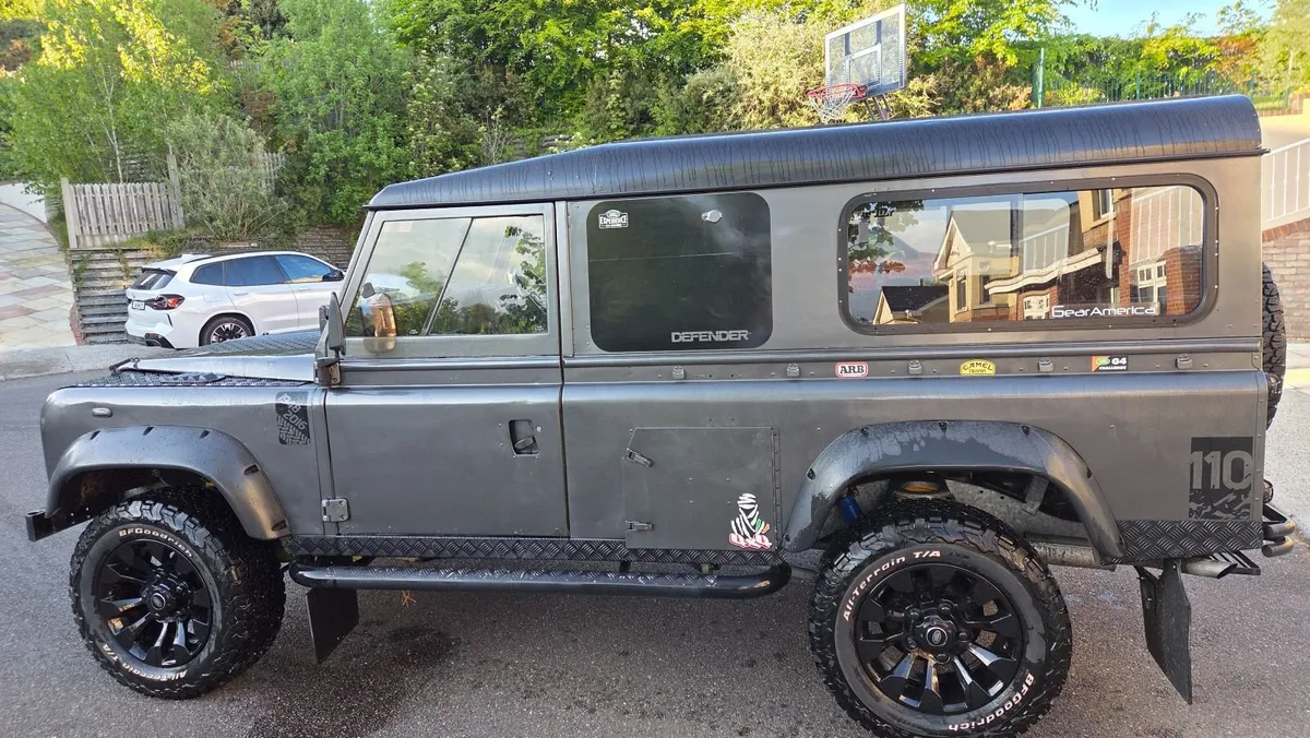 Land Rover Defender 1987 - Image 2