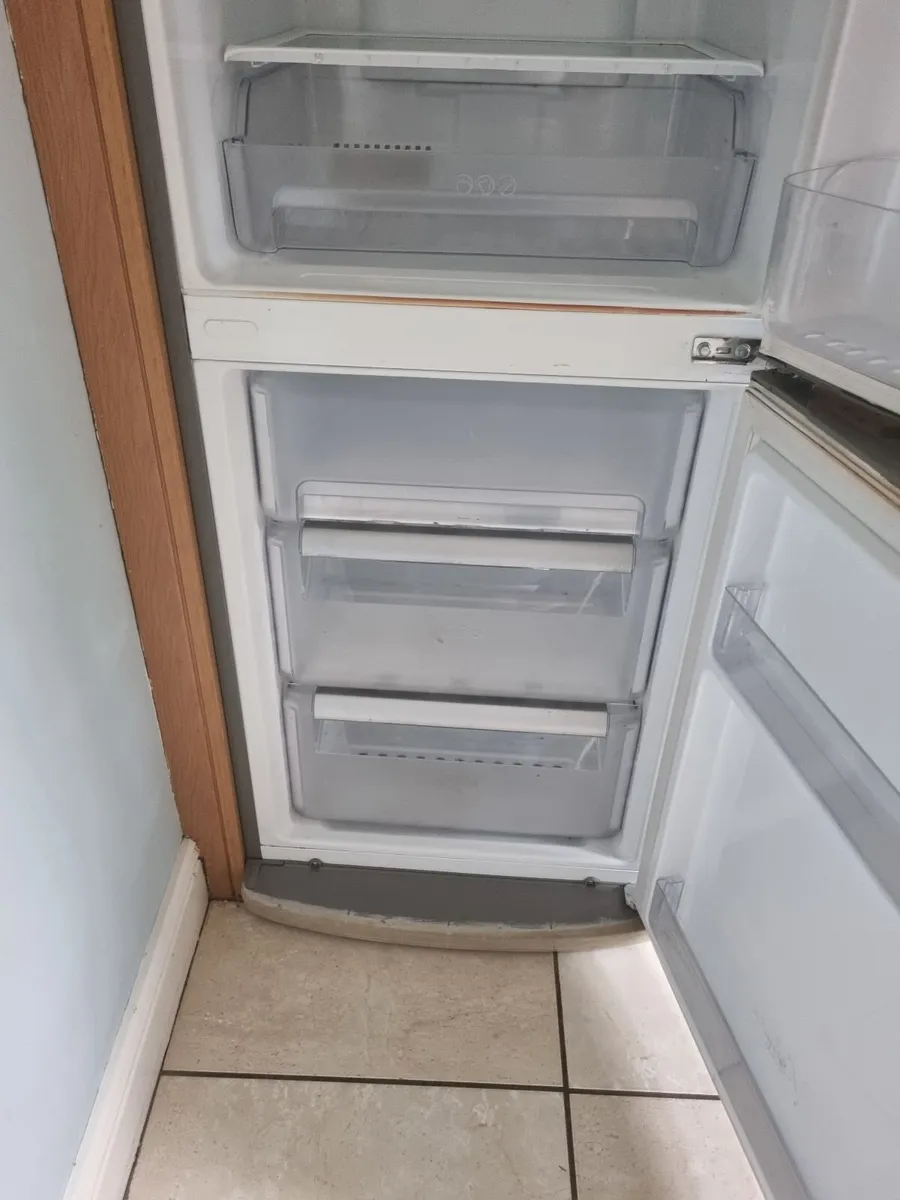 Fridge - Image 3