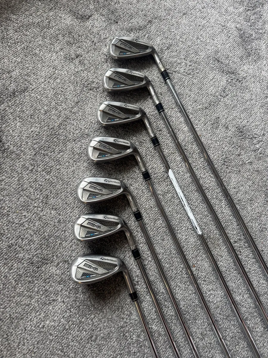 TaylorMade Sim 2 Max Irons 5-SW - Image 1