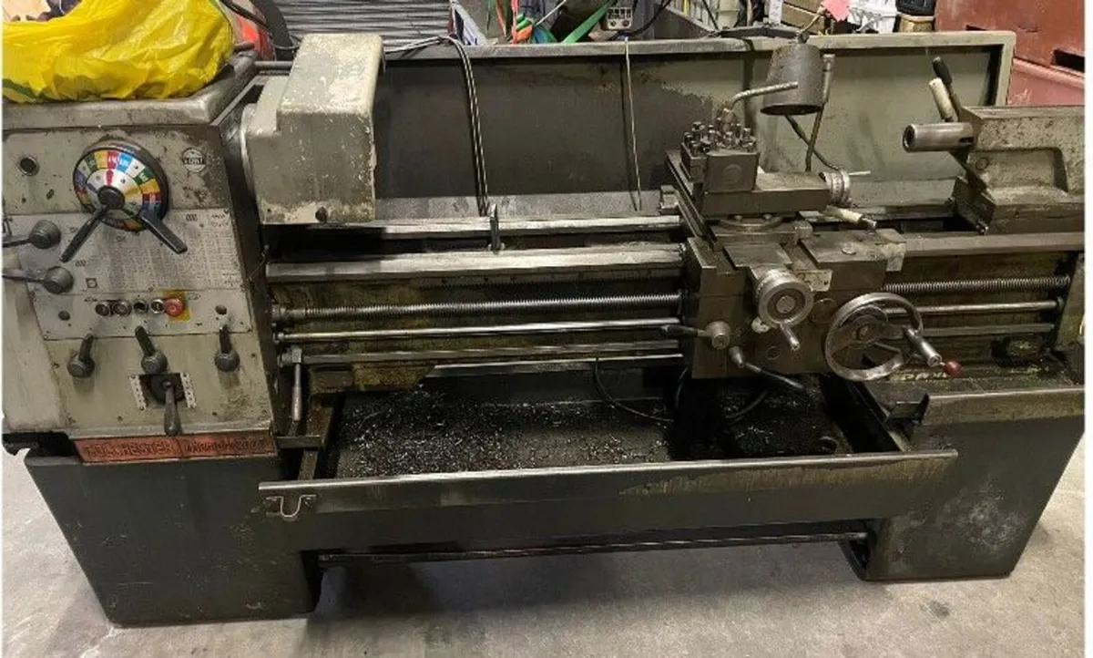 Colchester Triumph 2500 Lathe
