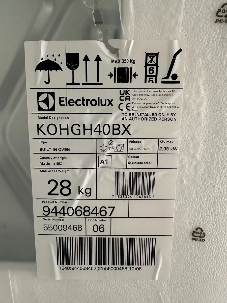 Electrolux Oven and Ceramic Hob - Image 2