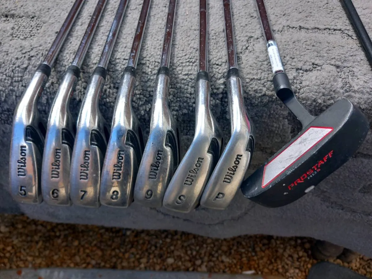Wilson golf clubs and bag with stand. - Image 4
