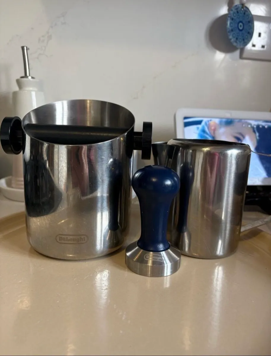 DeLonghi tamper box, tamper and stainless jug - Image 1