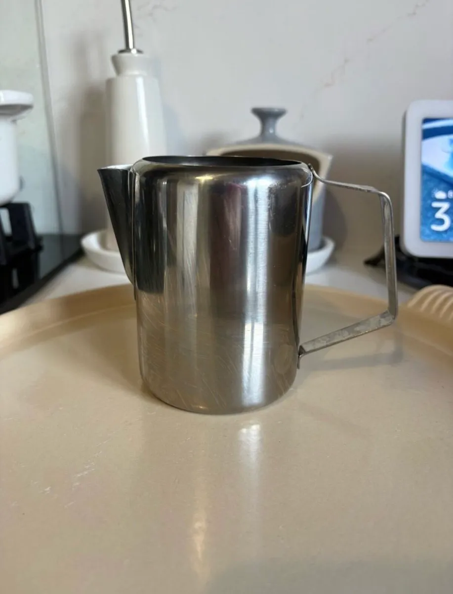 DeLonghi tamper box, tamper and stainless jug - Image 3