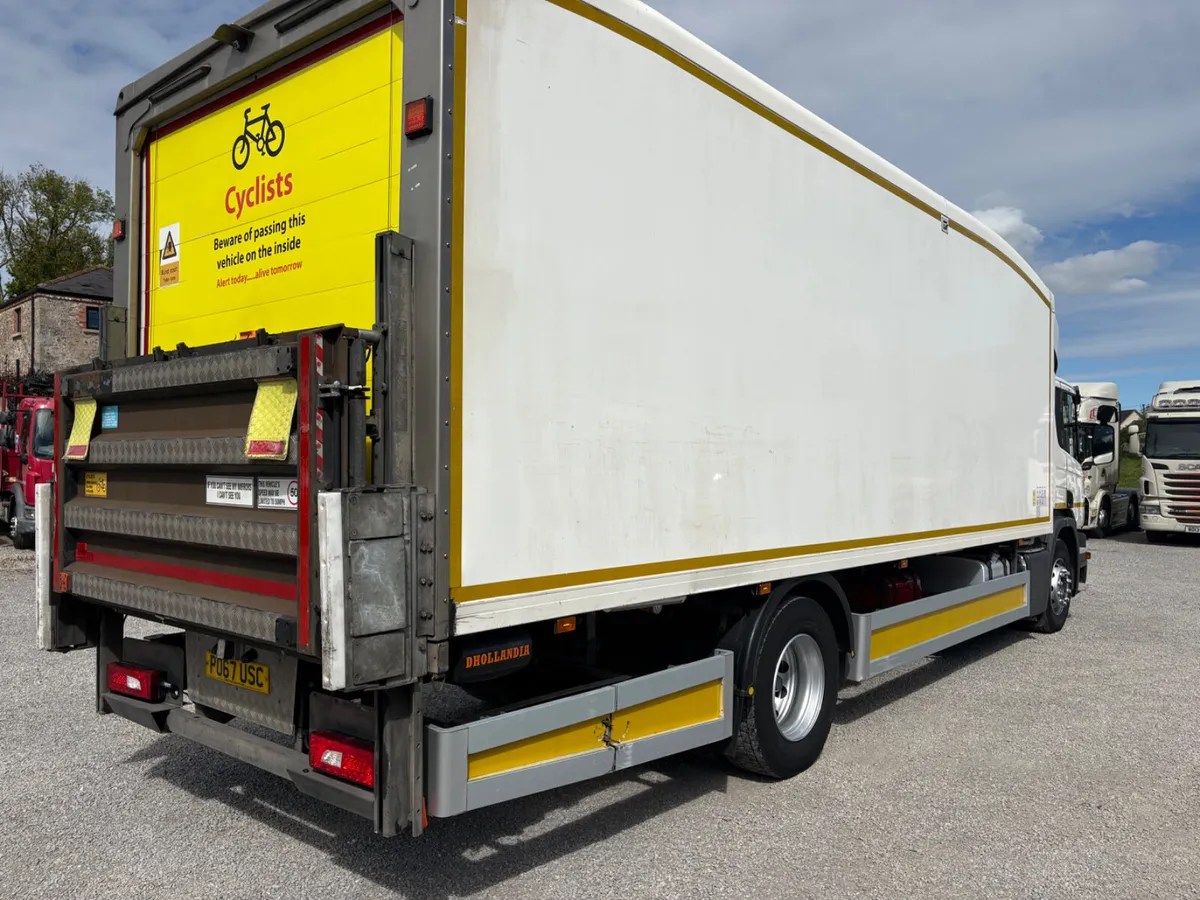 2017 Scania P250 25ft Fridge lorry - Image 4