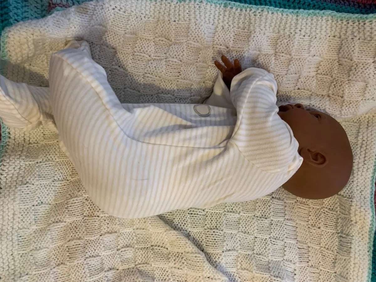 Therapy baby doll - Image 3