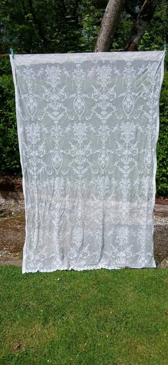 Lace window panels Laura Ashley - Image 1