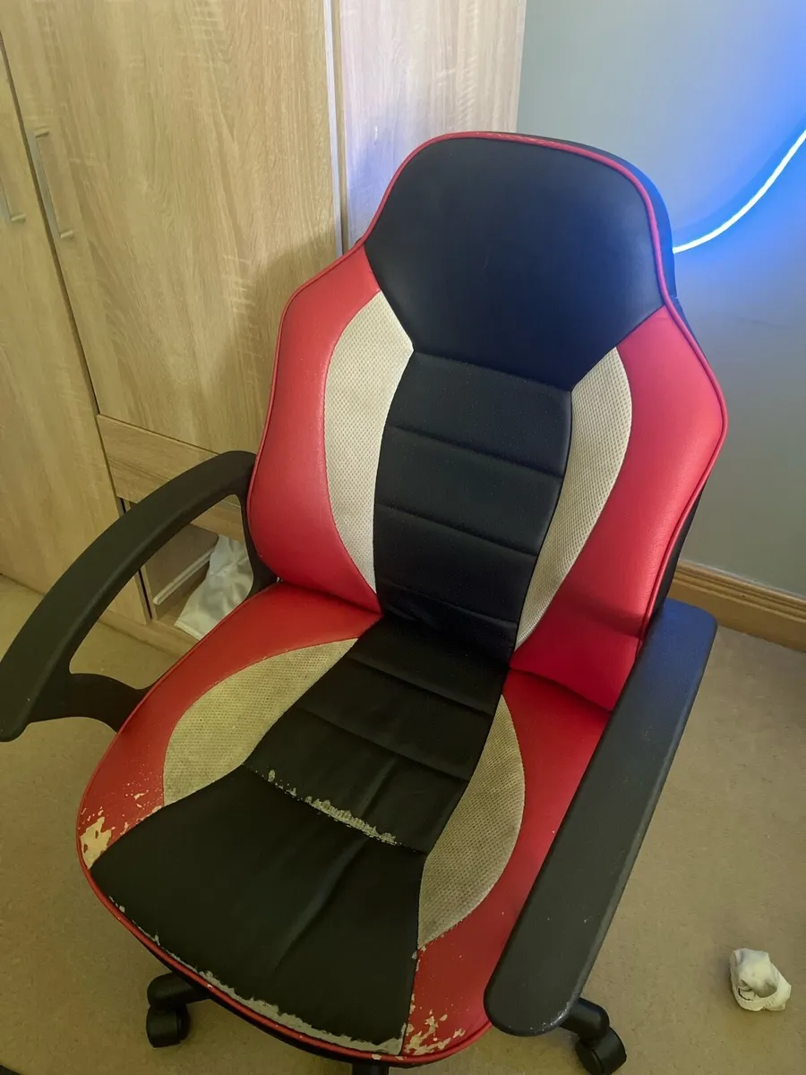 Gaming chair work chair - Image 1
