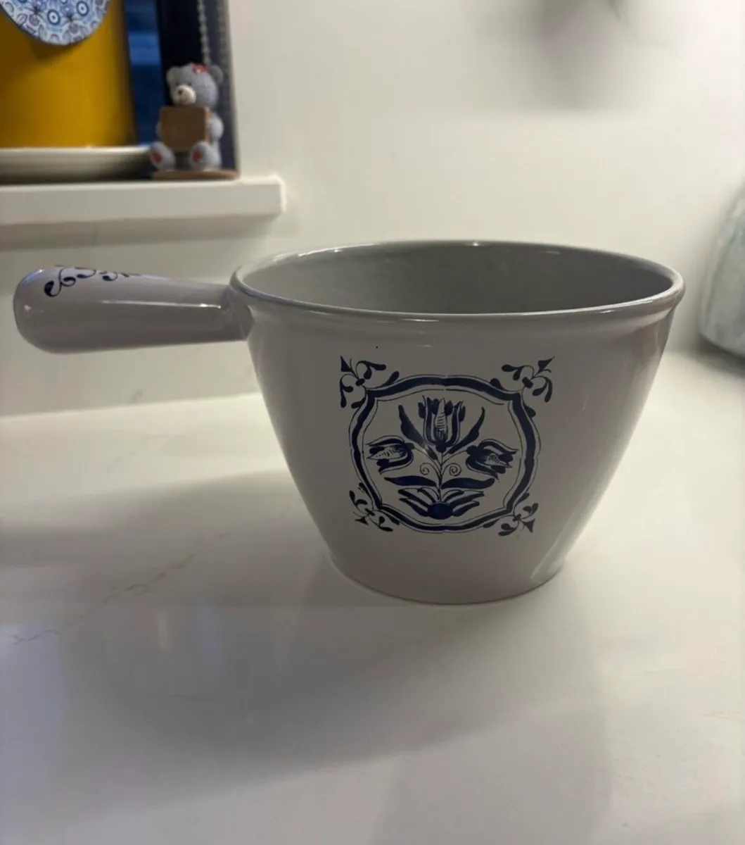 Le Creuset vintage cast iron pot - Image 2