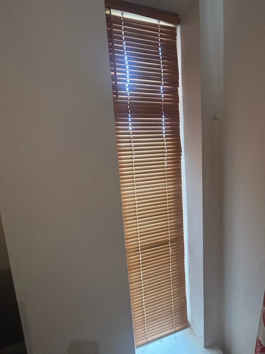 Wooden blinds - Image 1