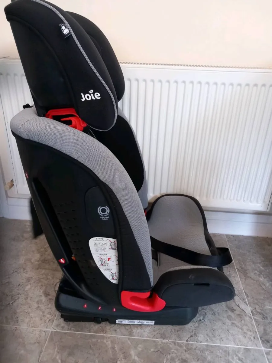 Joie isofix Kids car seat. - Image 4