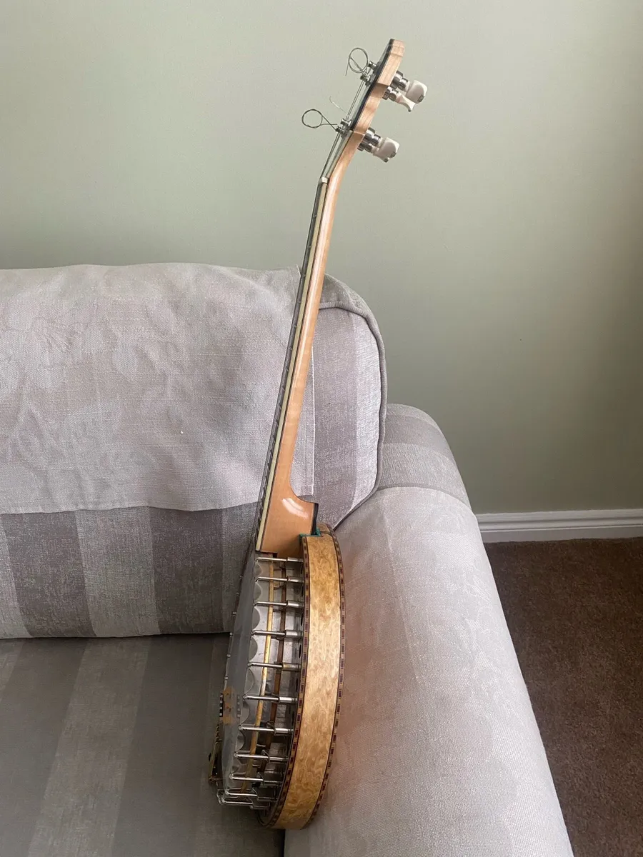 Clifford Essex tenor banjo - Image 2
