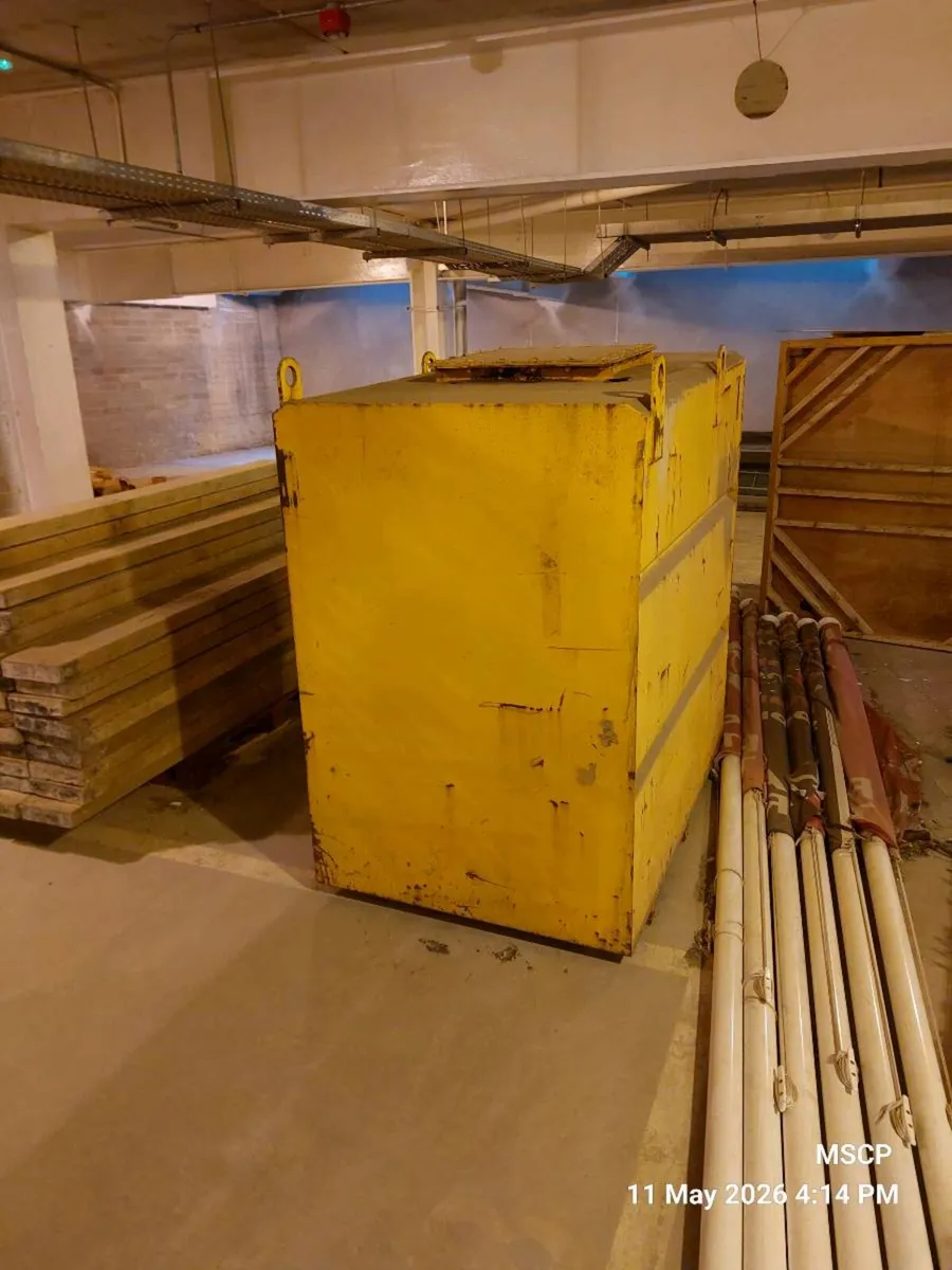 Western Diesel Fuel Tank / Industrial Fuel Storage - Image 4