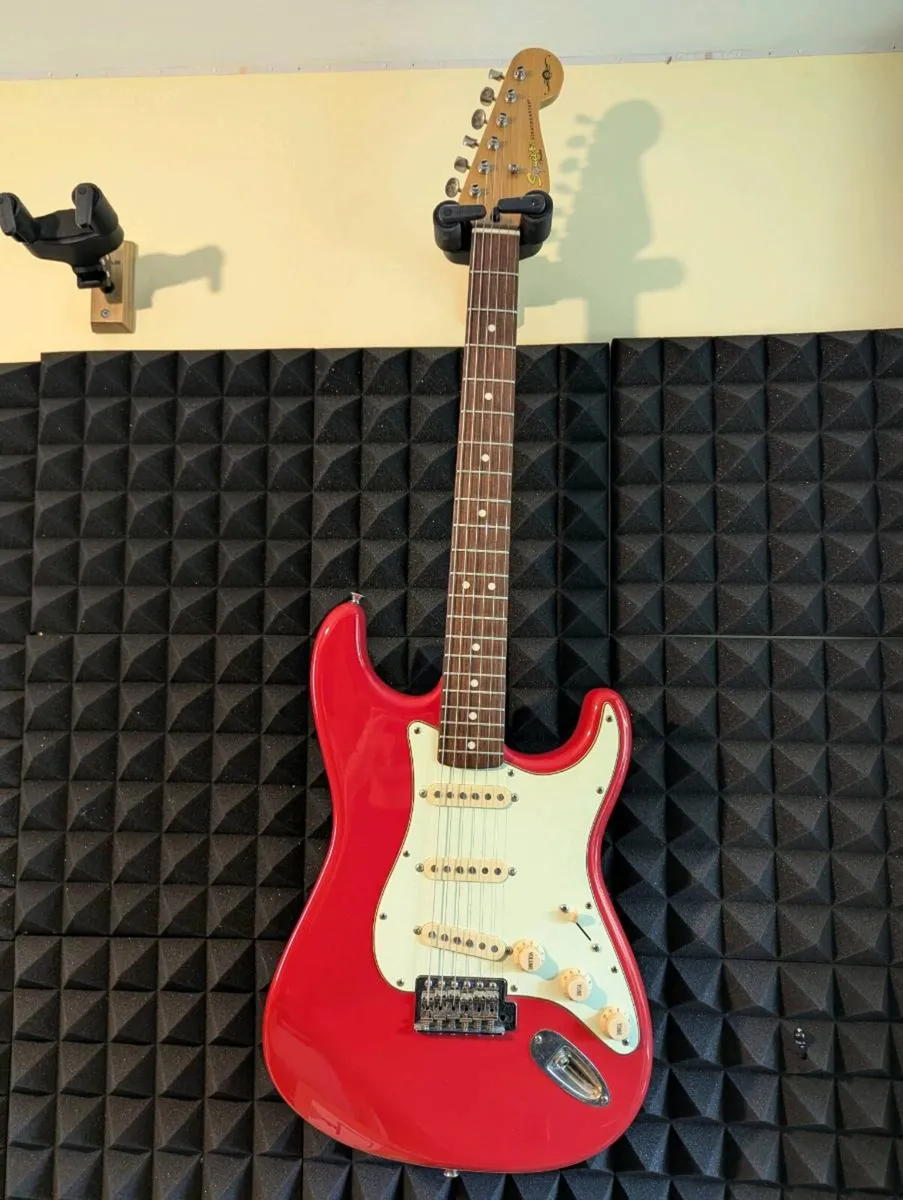 Rare Simon Neil Signature Stratocaster Guitar - Image 1