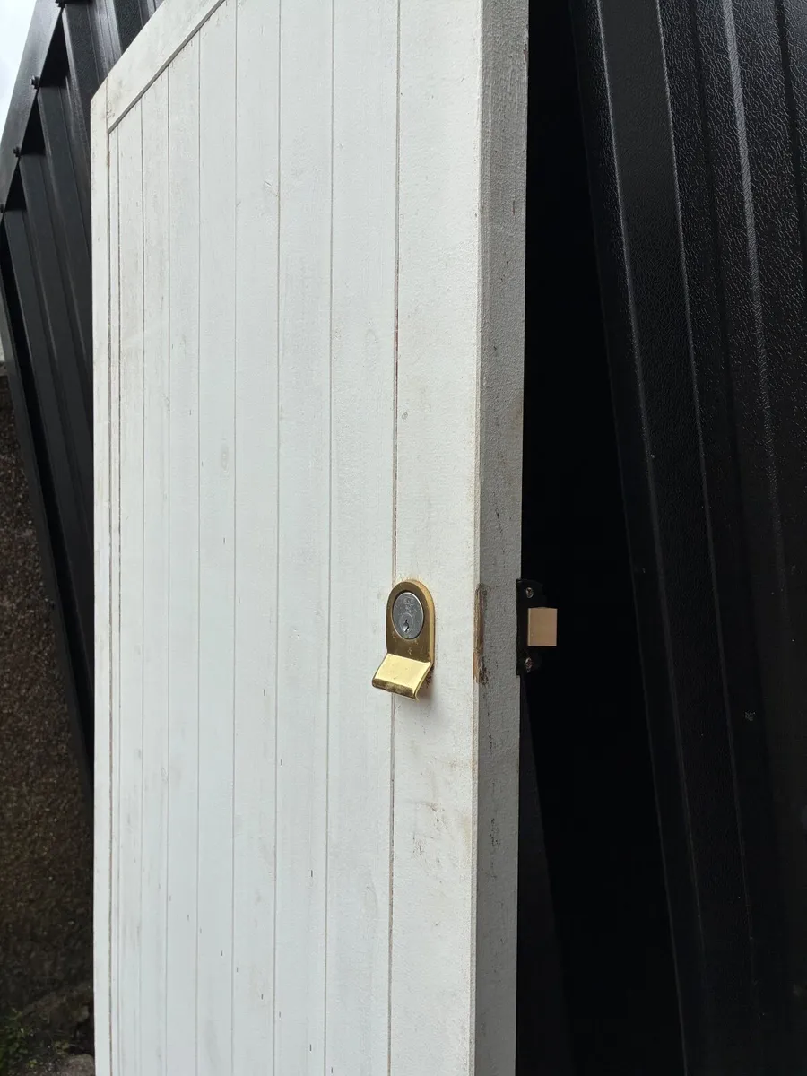 Door - Image 1