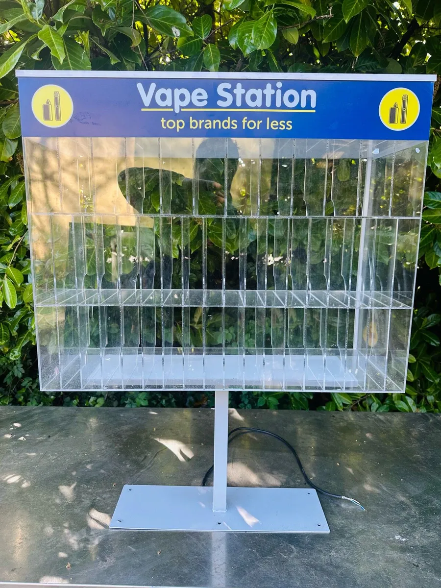 SHOP VAPE DISPLAY STANDS WITH LIGHTS - Image 2