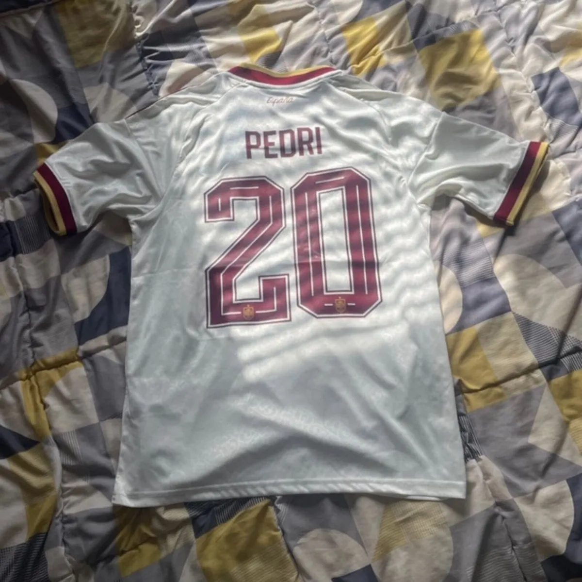 Spain national team football shirt with Pedri #20 - Image 3