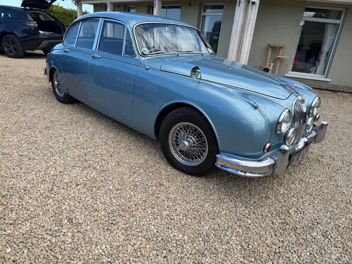 Jaguar MK2. 2.4 1962 Manual with O/D - Image 1