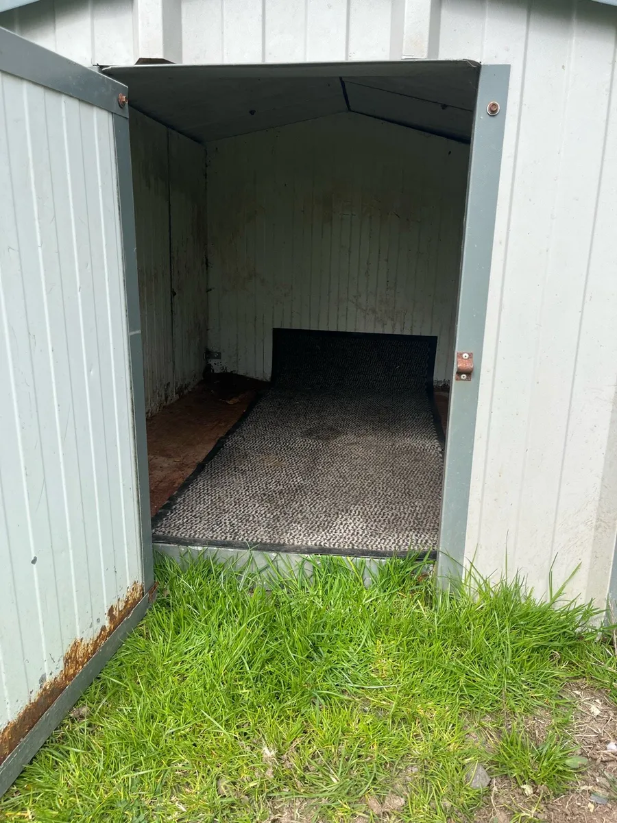 Insulated Dog box - Image 3