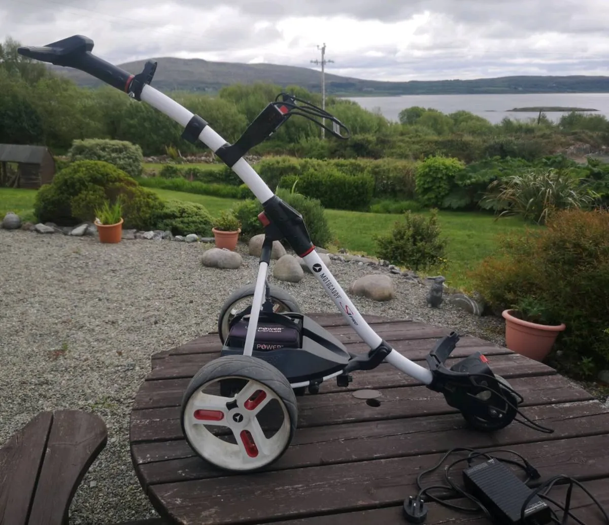 Motocaddy S1 trolley Lithium battery & Chargers - Image 1