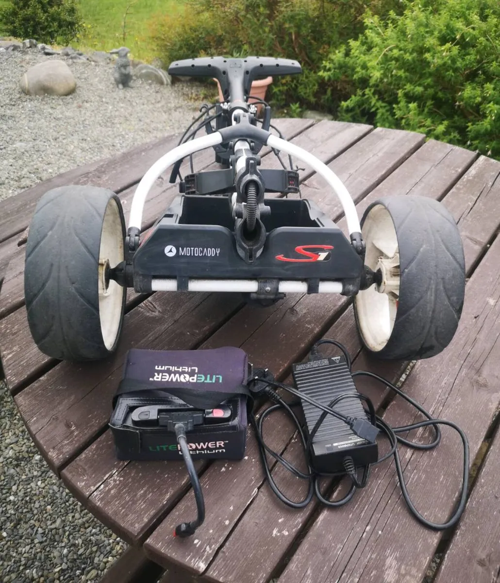Motocaddy S1 trolley Lithium battery & Chargers - Image 4