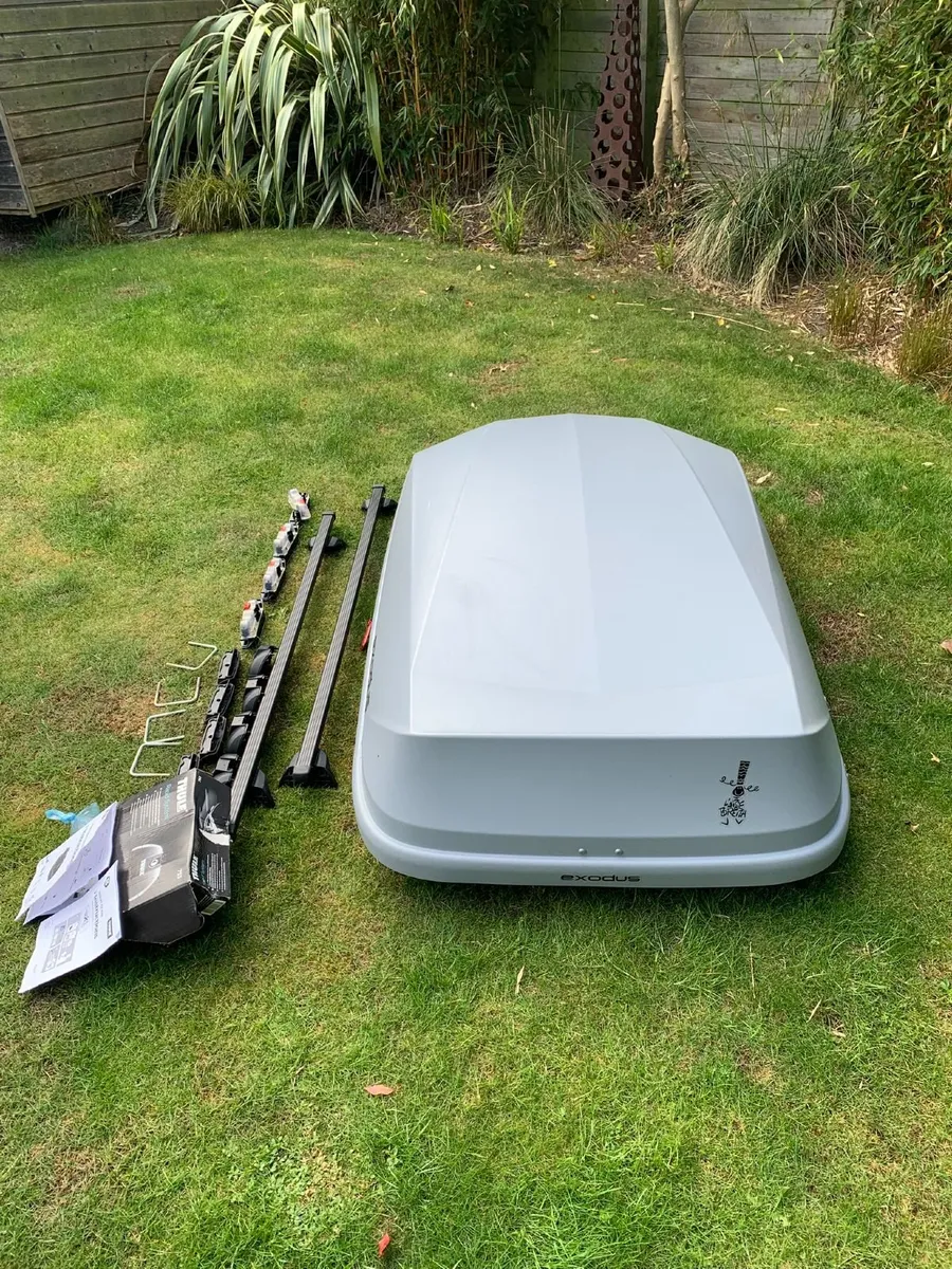 Roof Box, Bars and kit. - Image 2