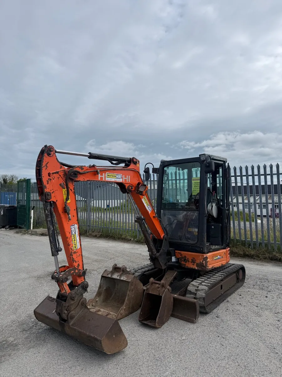2017 Hitachi ZX 26U 2.6T Digger / Excavator - Image 2