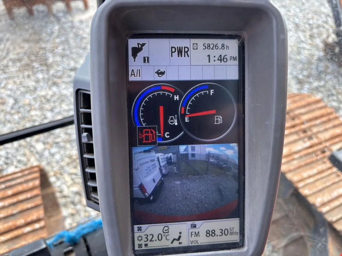 Hitachi Zaxis 130 - Image 4