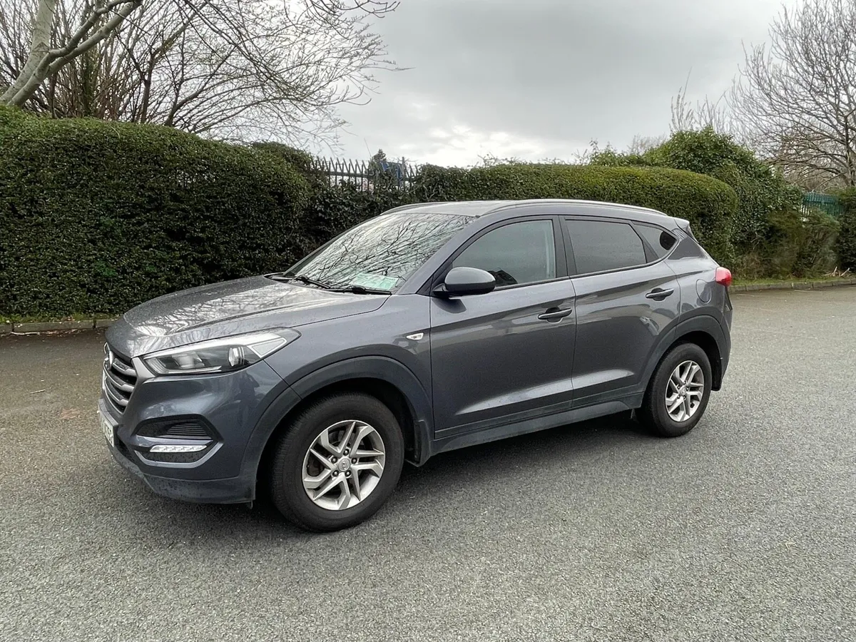 2016 Hyundai Tucson Commercial - Image 3