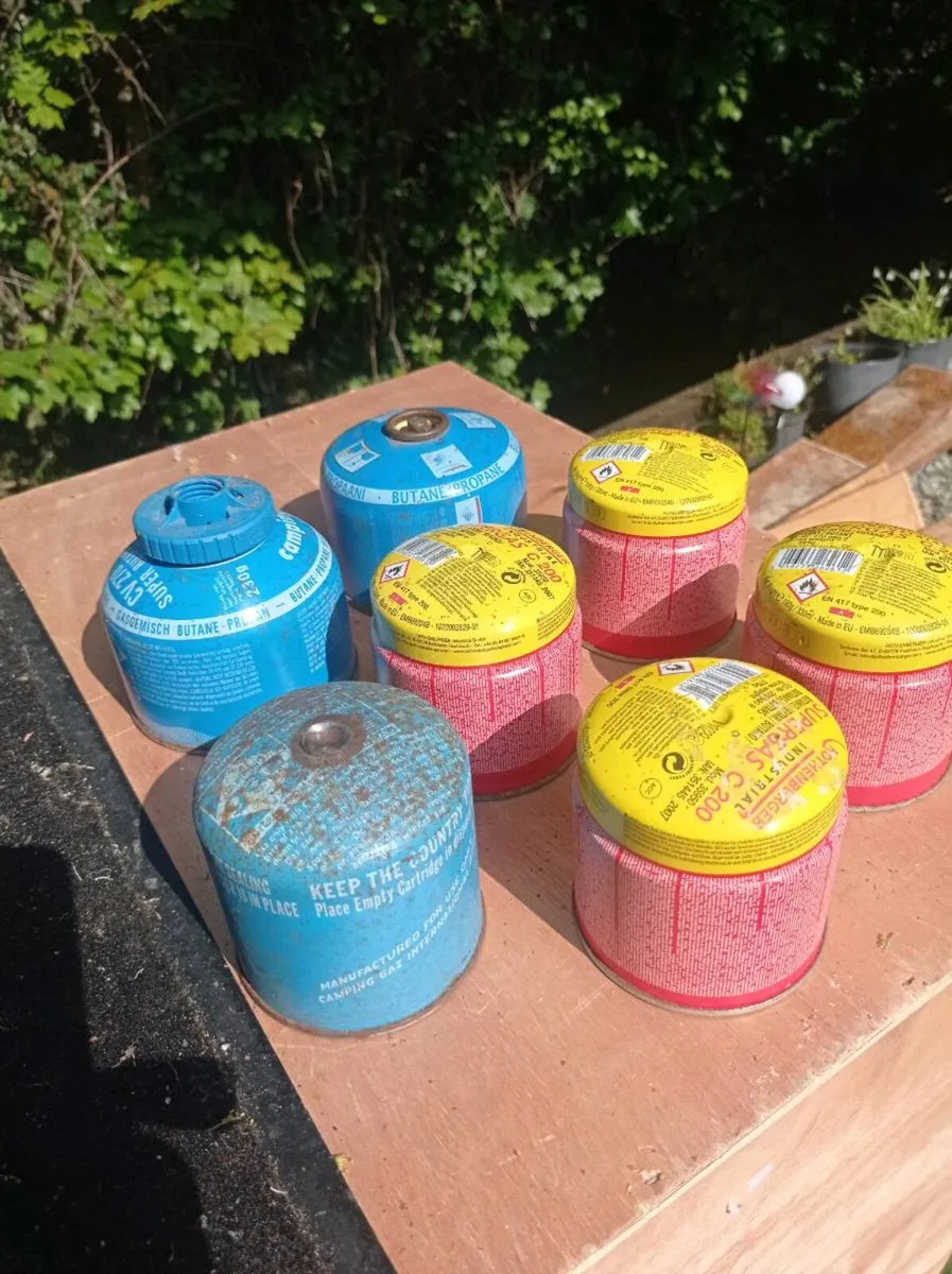 Camping gas cylinders - Image 2