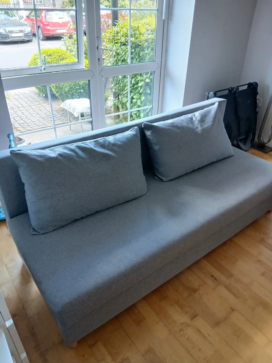 Sofa bed like New - Image 2
