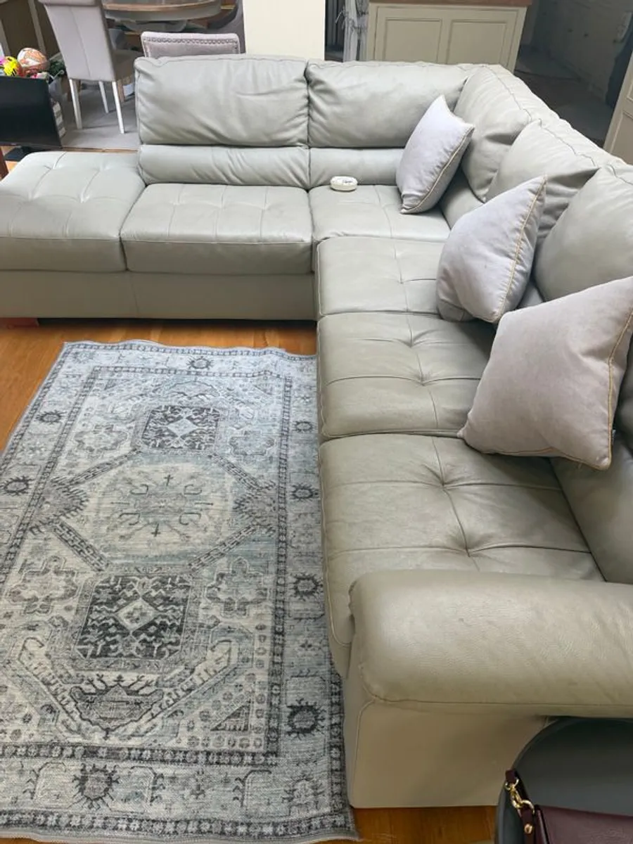 Leather L seater sofa - Image 1