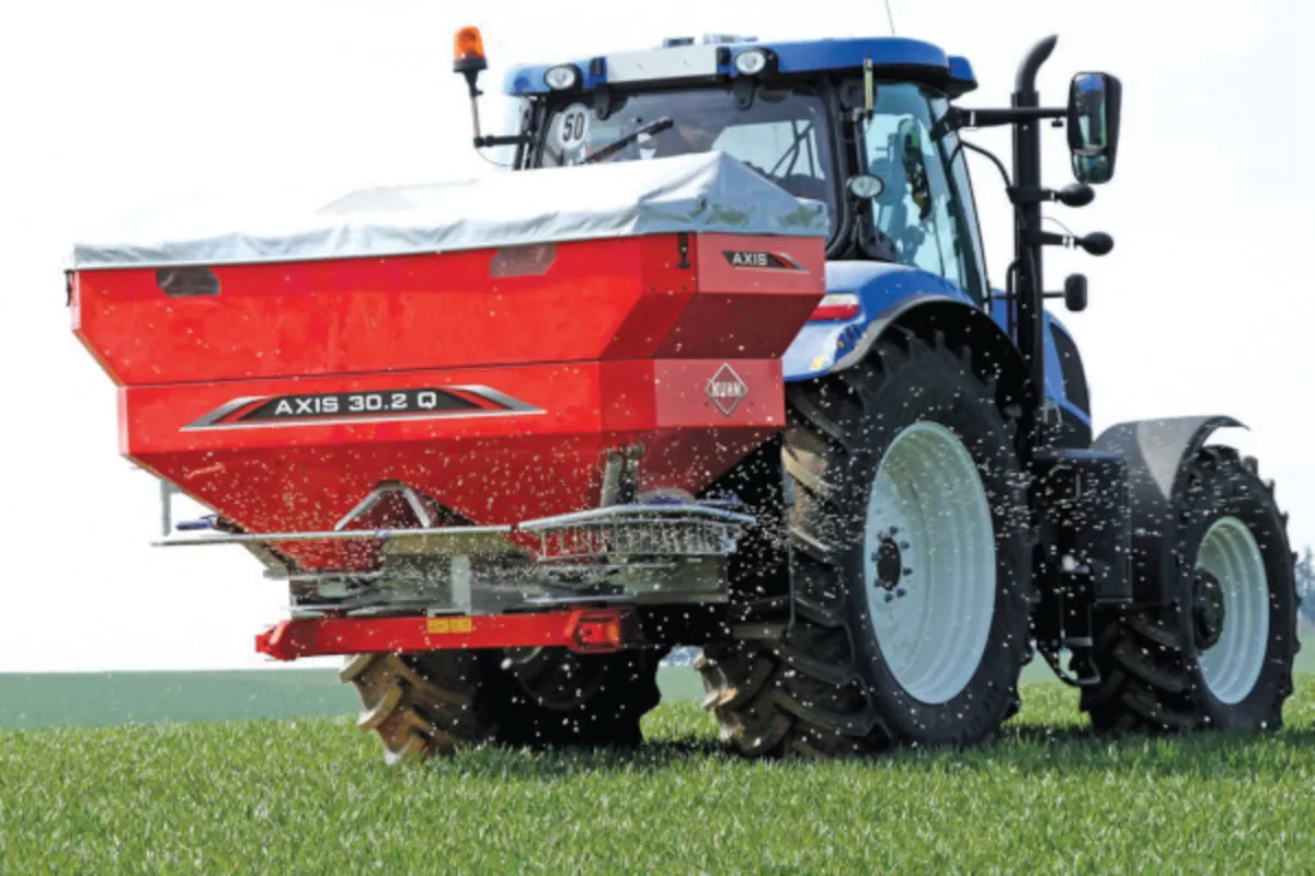 KUHN 30.2 TWIN DISC SOWER, NEW 0% - Image 1