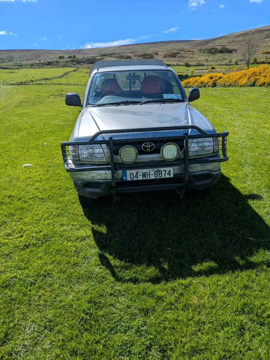 Toyota hilux - Image 1