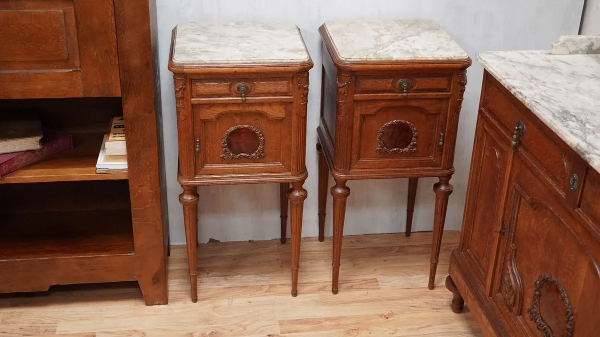 Antique French Oak Bedroom Suite - Image 3
