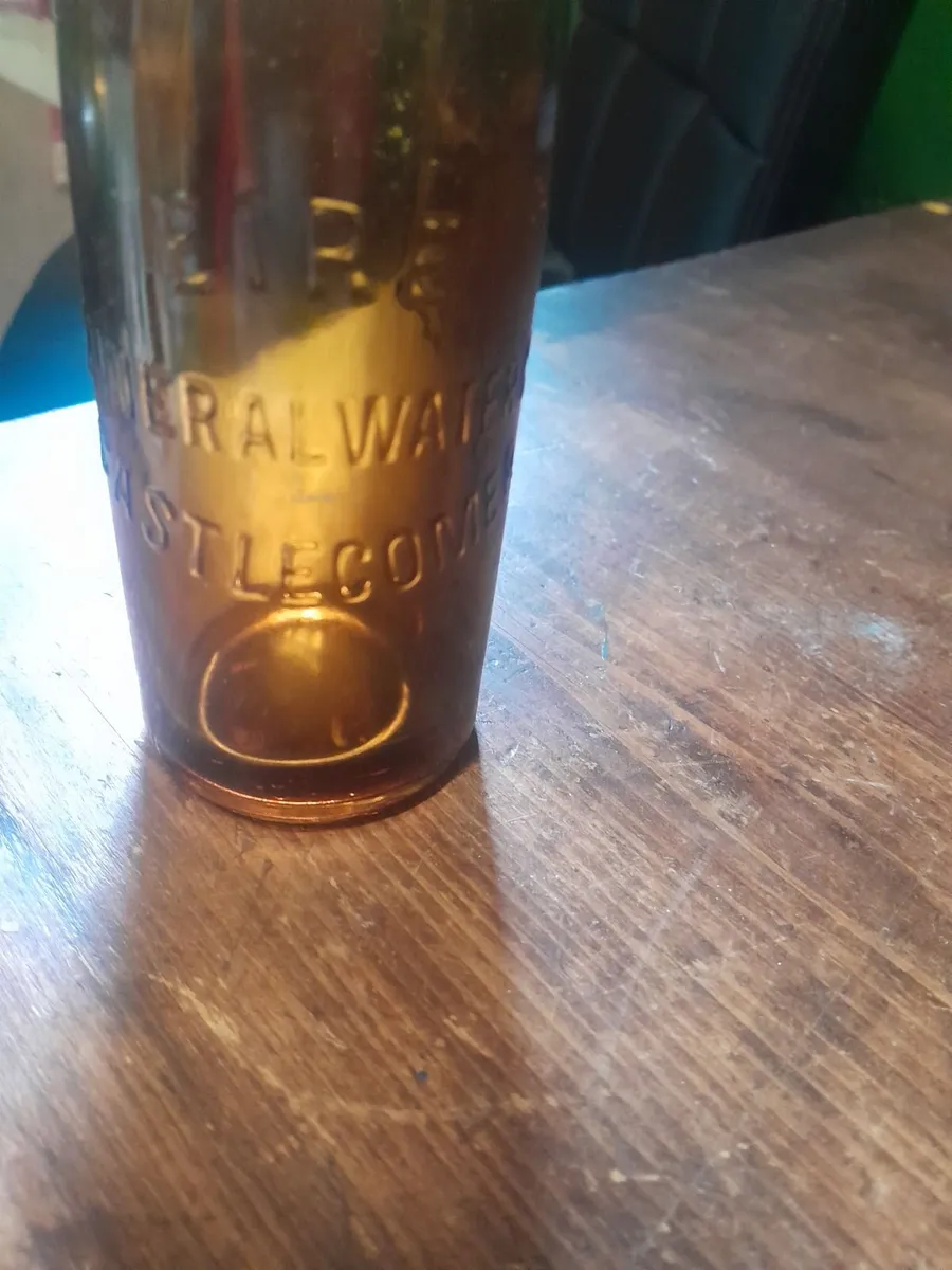 Eire mineral water co castlecomer bottle - Image 1