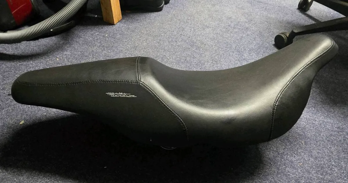 Harley Davidson Badlander Seat for touring models - Image 3