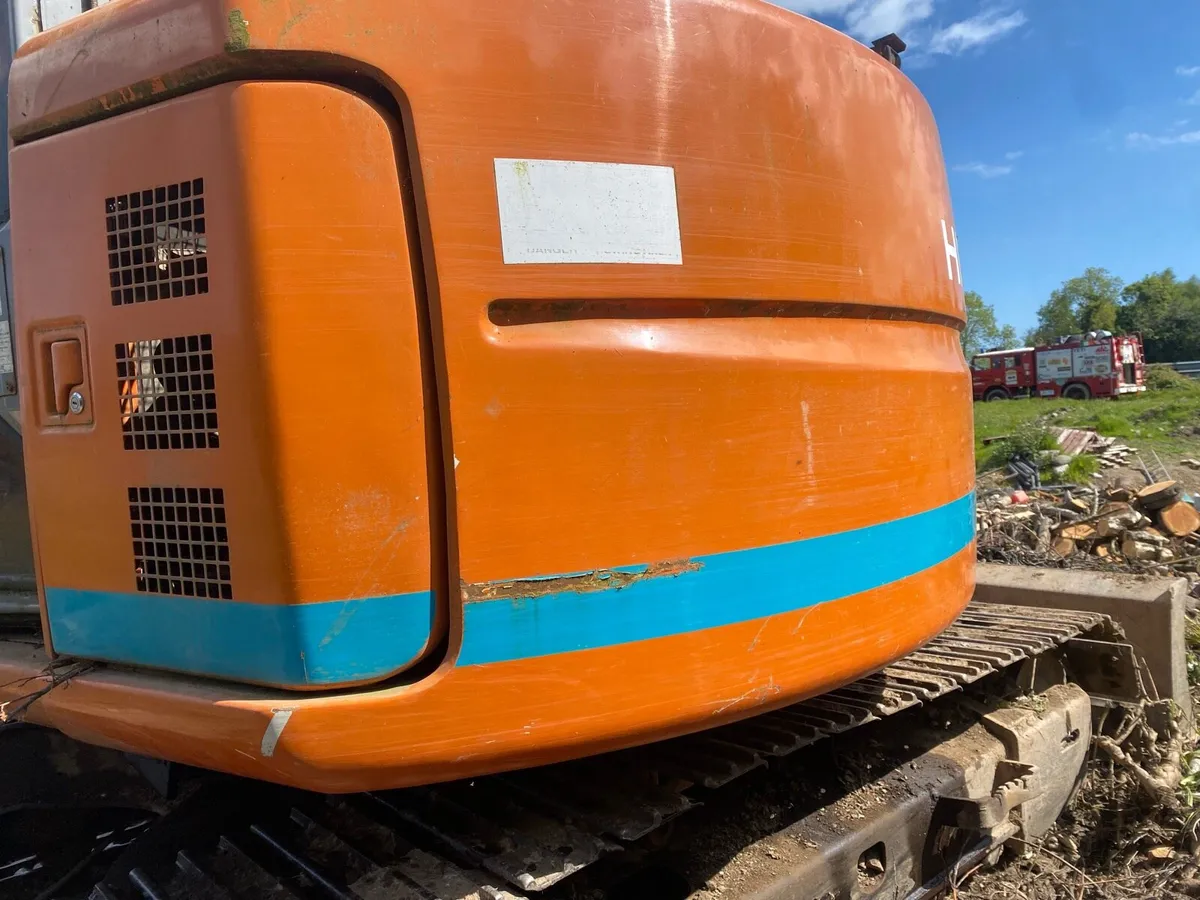 Hitachi zx135 pump gone - Image 4